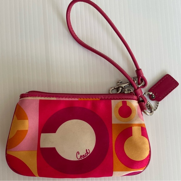 Coach Wrislet - Picture 2 of 3